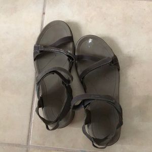 Teva Sandle’s